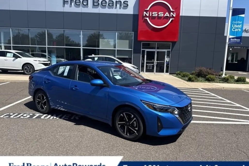 2025 Nissan Sentra SV photo 1