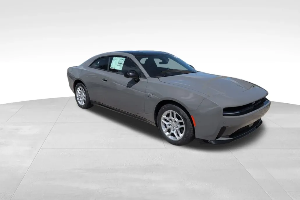 2025 Dodge Charger R/T photo 1