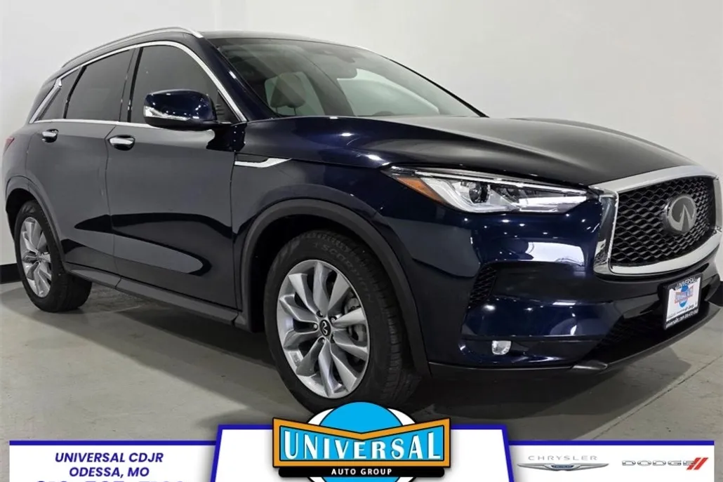 2022 Infiniti QX50 Luxe photo 1