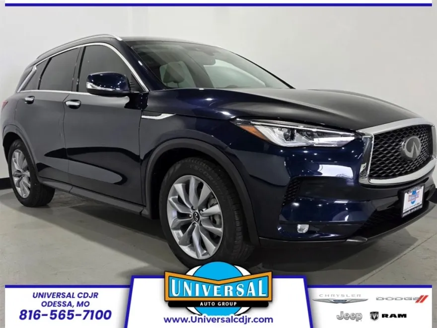 2022 Infiniti QX50 Luxe photo 1