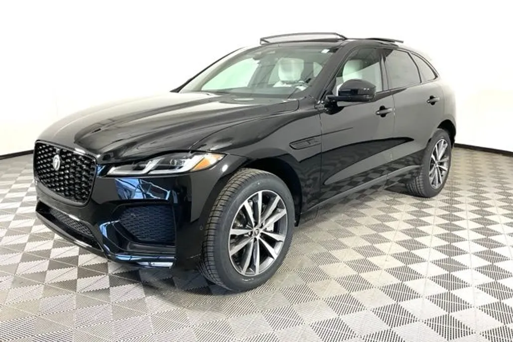 2026 Jaguar F-PACE P250 R-Dynamic S photo 1