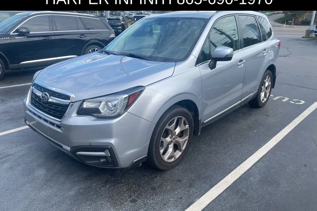 2017 Subaru Forester 2.5i Touring photo 1