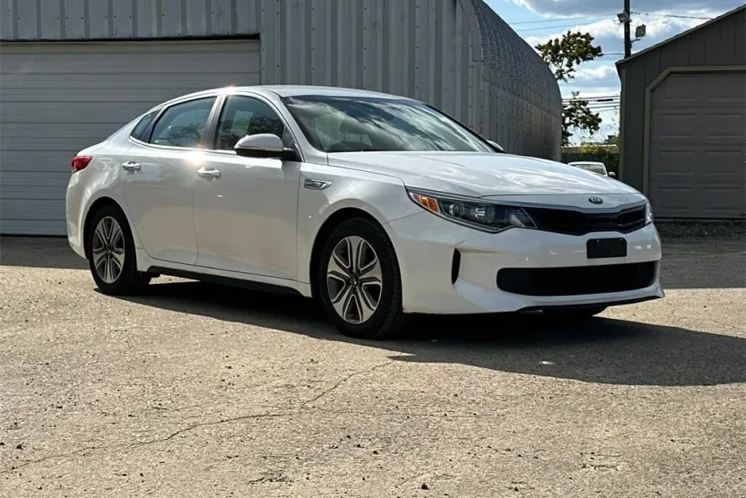 2017 Kia Optima Plug-In Hybrid EX photo 1