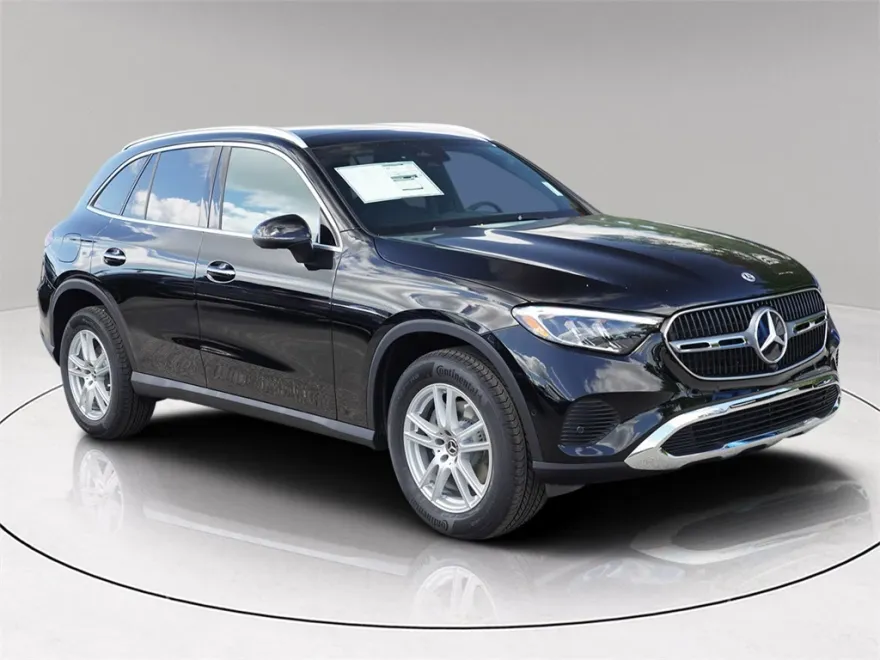 2025 Mercedes Benz GLC 300 photo 1