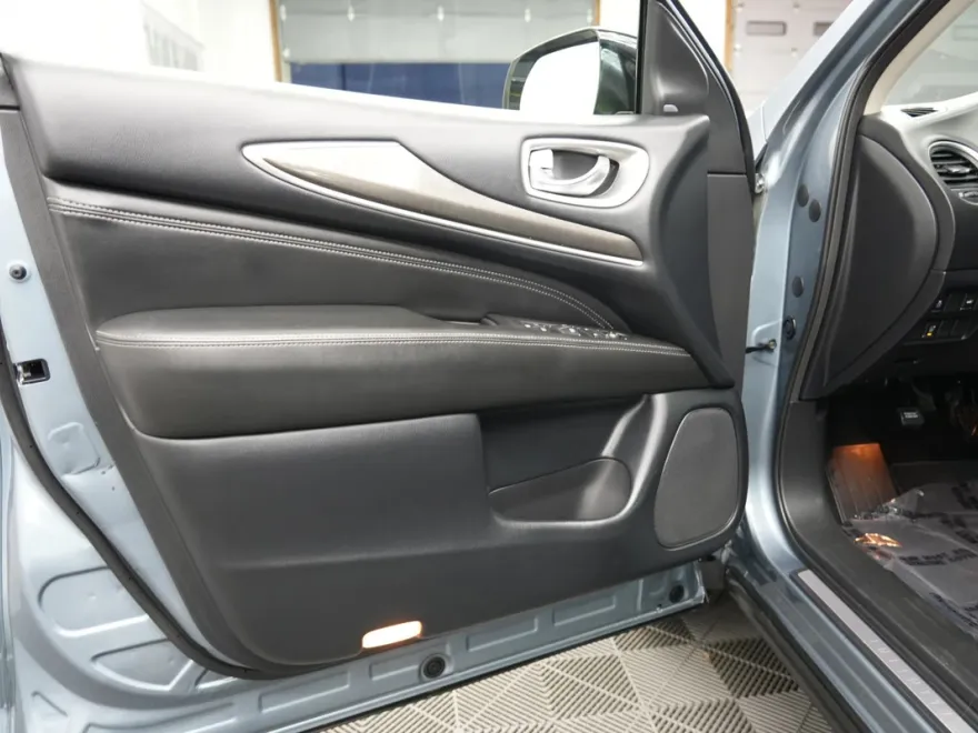 2019 Infiniti QX60 Pure photo 1