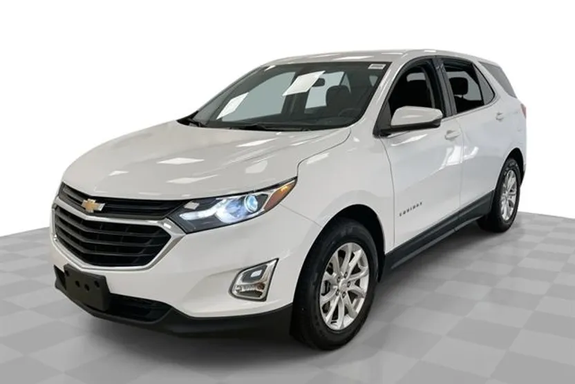 2018 Chevrolet Equinox LT photo 1