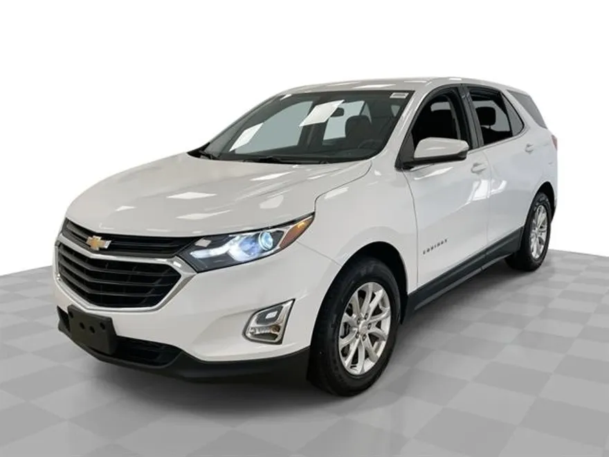 2018 Chevrolet Equinox LT photo 1