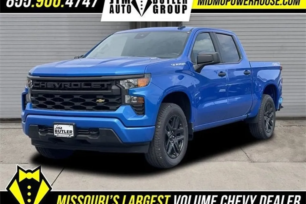 2025 Chevrolet Silverado 1500 Custom photo 1