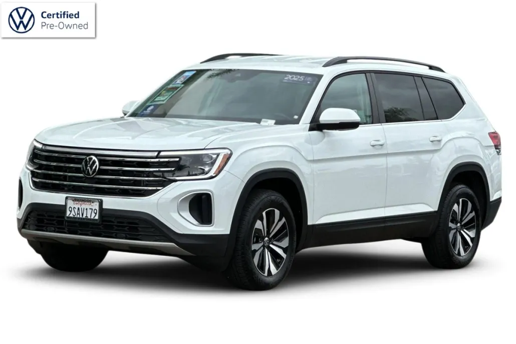 2025 Volkswagen Atlas SE photo 1