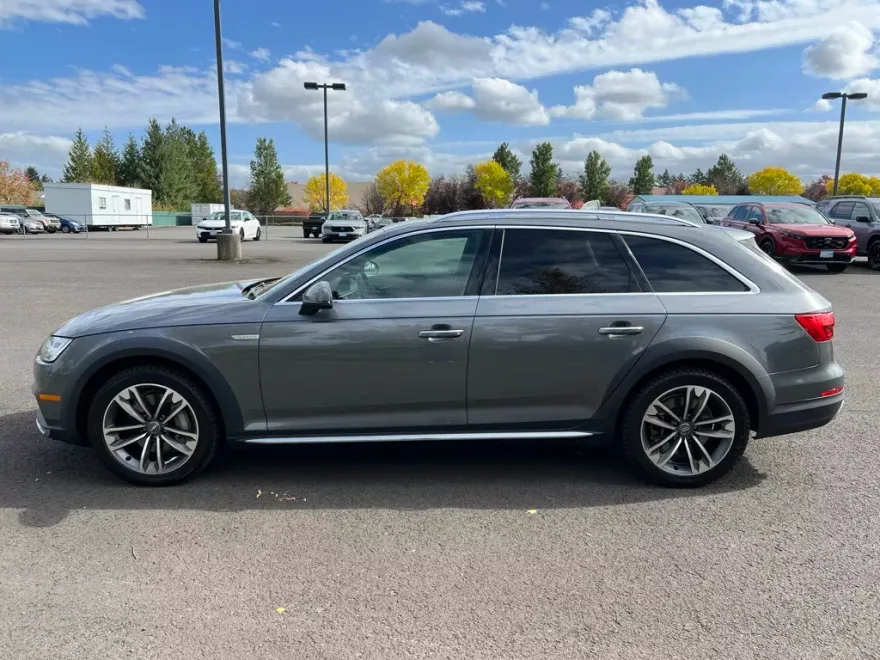 2017 Audi A4 Allroad 2.0T Premium Plus Quattro photo 1