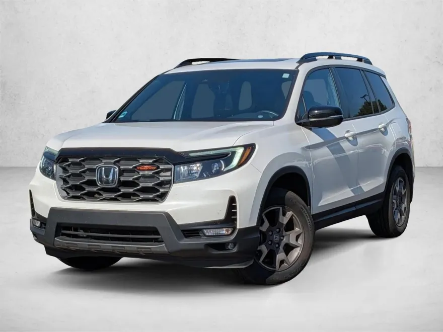 2023 Honda Passport TrailSport photo 1