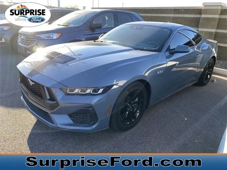 2024 Ford Mustang GT photo 1