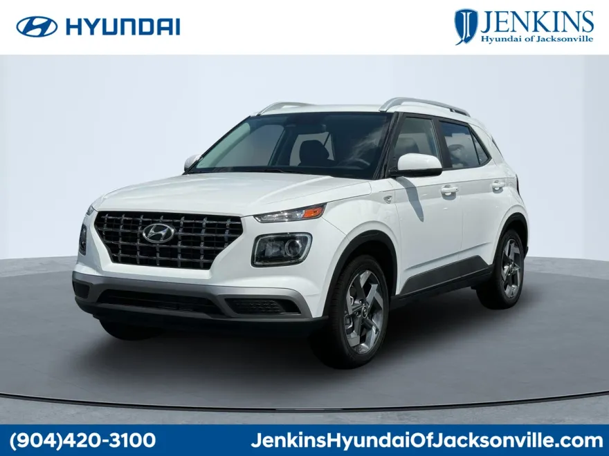 2025 Hyundai Venue SEL photo 1