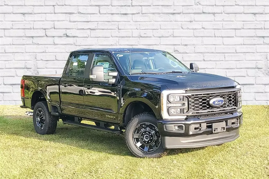 2025 Ford F-350 XL photo 1
