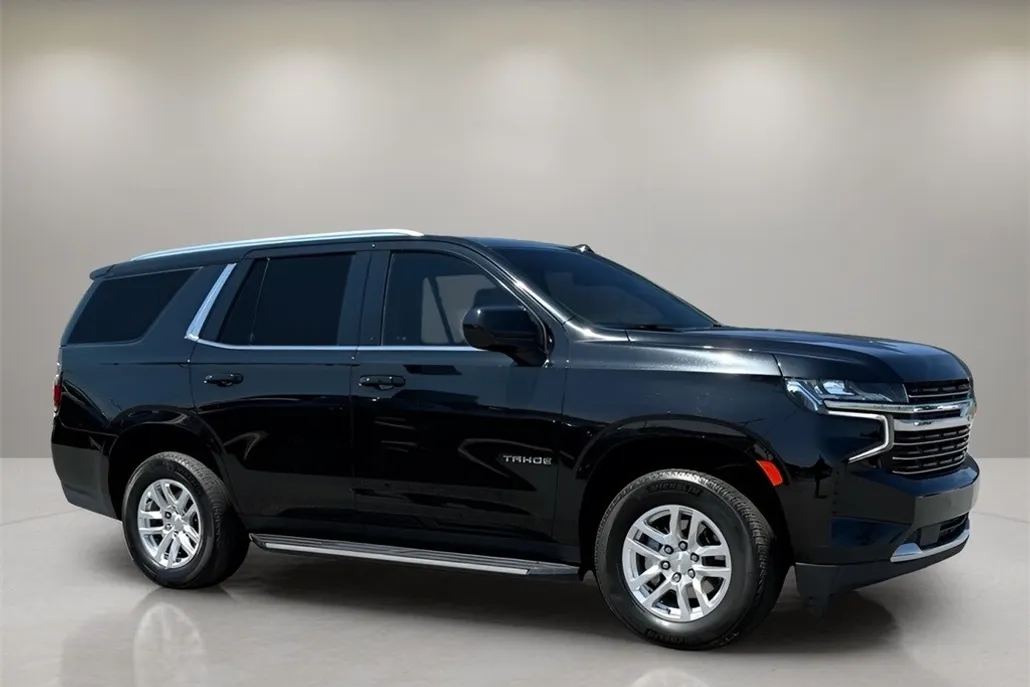 2024 Chevrolet Tahoe LT photo 1