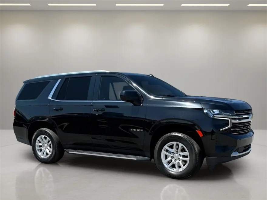 2024 Chevrolet Tahoe LT photo 1