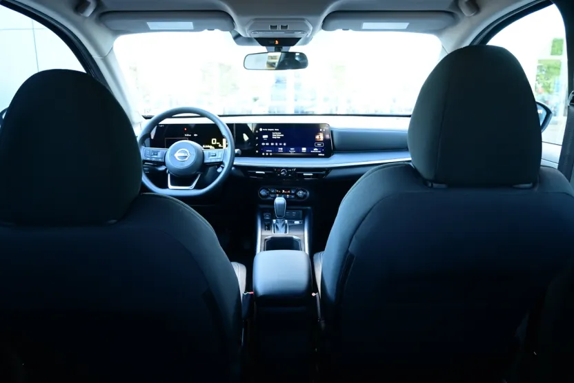 2026 Nissan Kicks SV photo 1