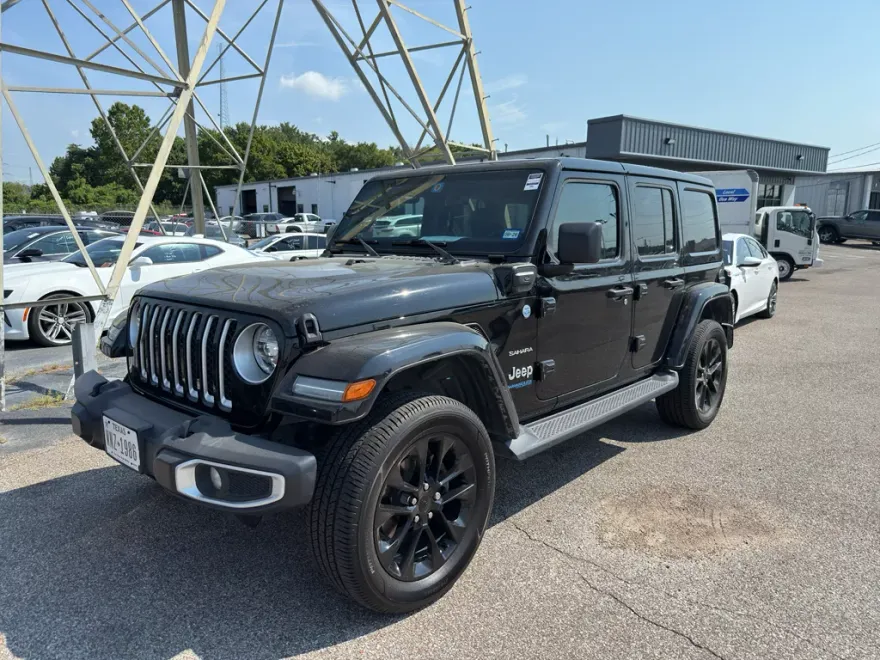 2021 Jeep Wrangler Unlimited Sahara 4xe photo 1