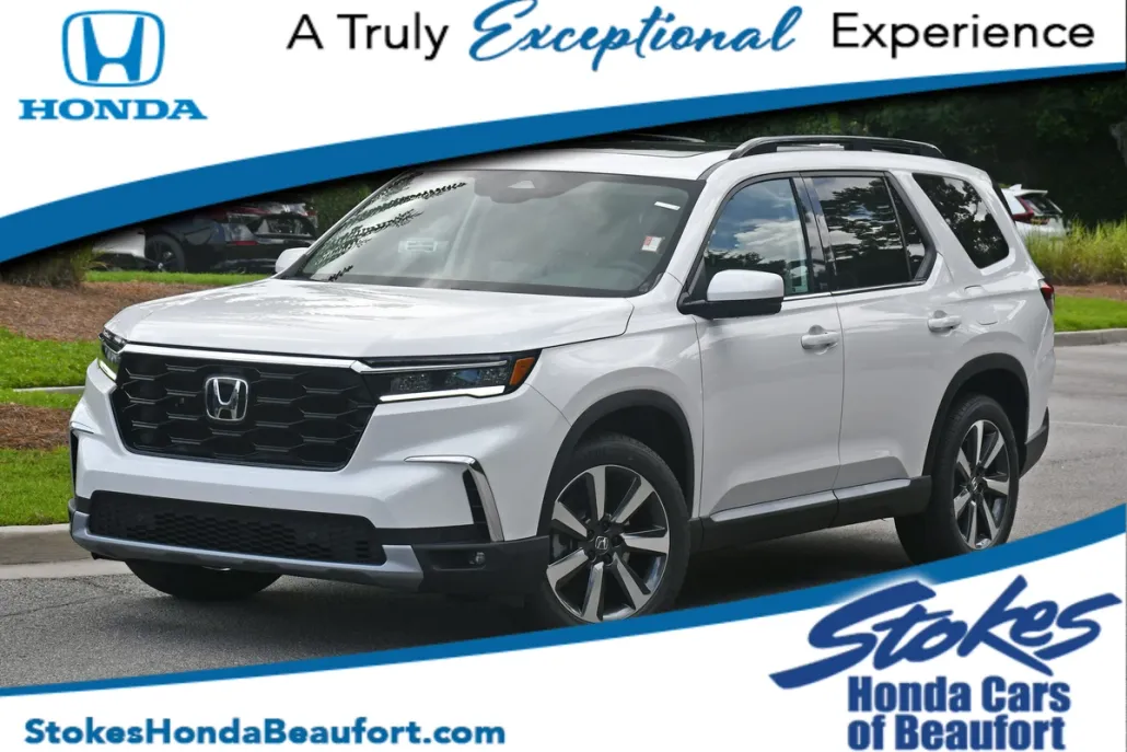 2025 Honda Pilot Touring photo 1