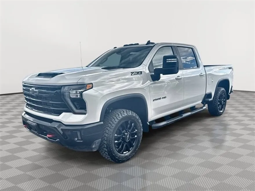 2025 Chevrolet Silverado 2500HD LT photo 1