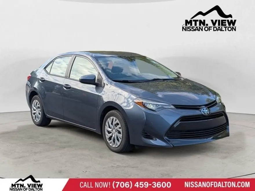 2019 Toyota Corolla L photo 1