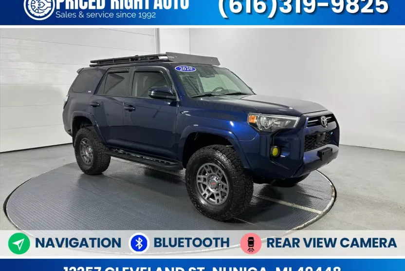 2020 Toyota 4Runner SR5 photo 1