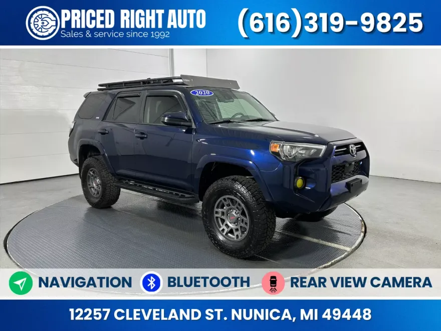 2020 Toyota 4Runner SR5 photo 1