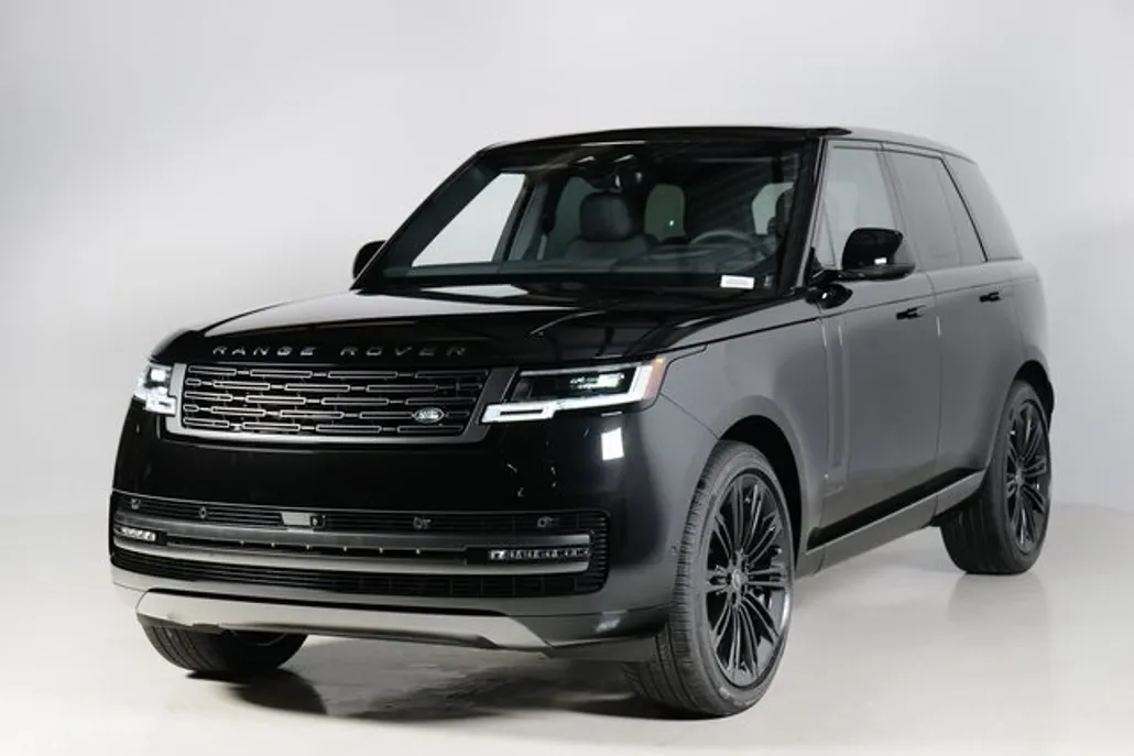 2025 Land Rover Range Rover SE photo 1