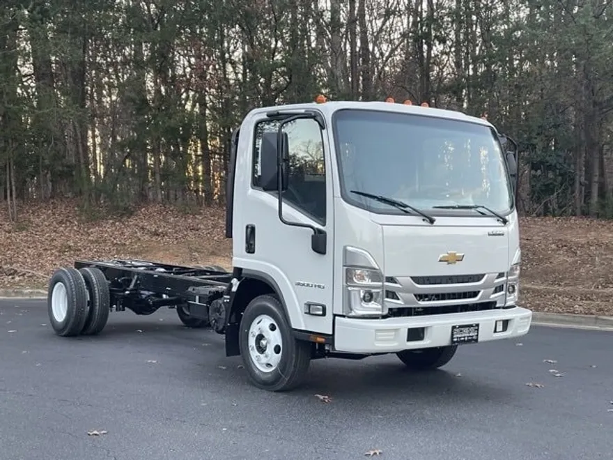 2025 Chevrolet Silverado 3500HD photo 1