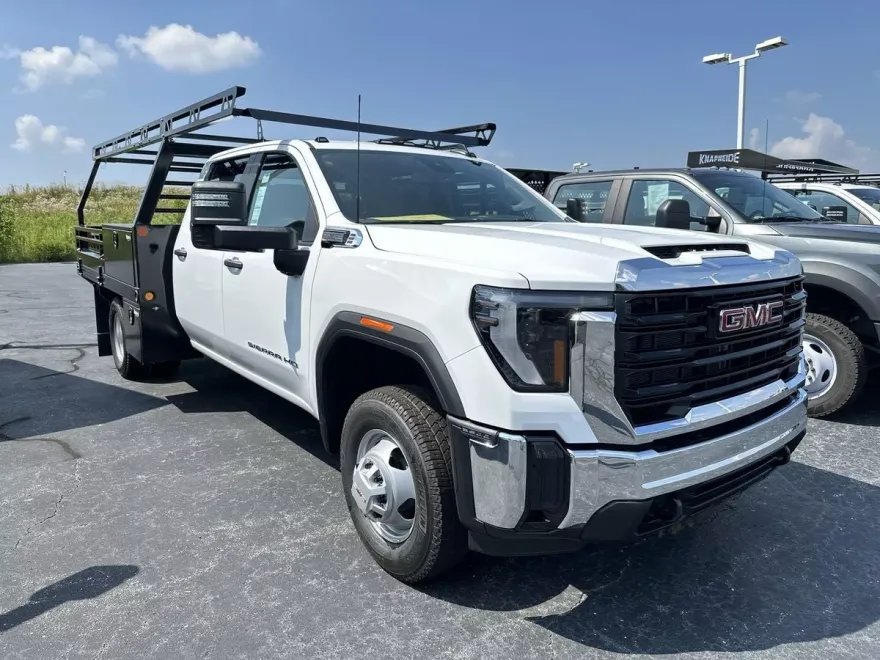 2025 Gmc Sierra 3500 HD Pro photo 1