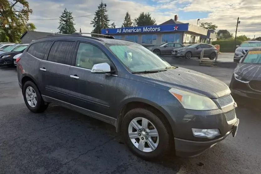 2011 Chevrolet Traverse photo 1