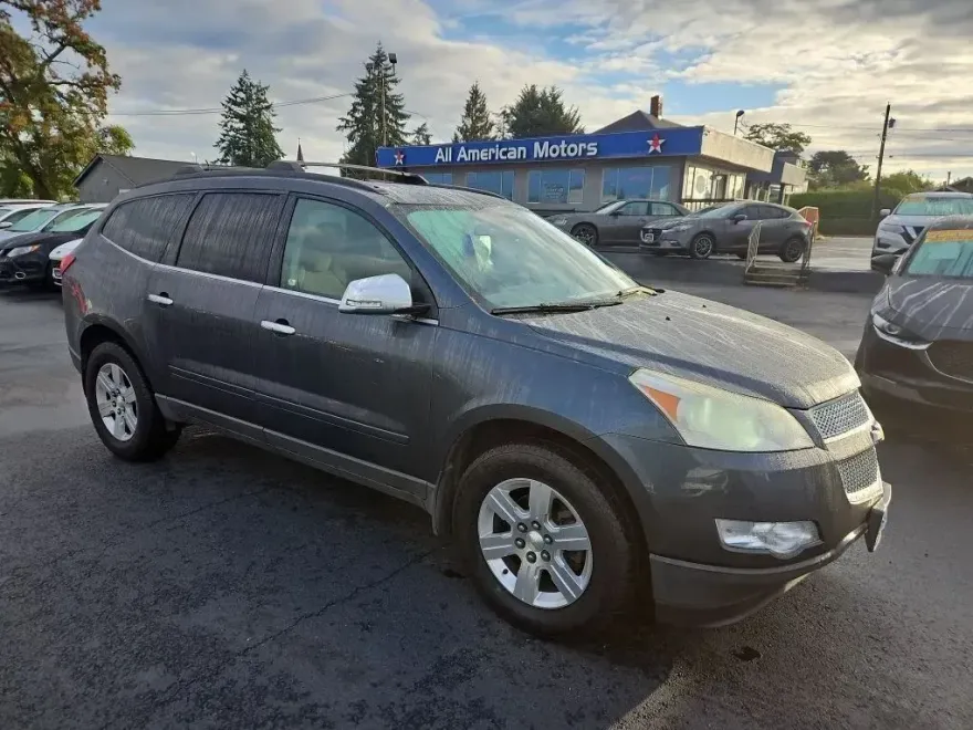 2011 Chevrolet Traverse photo 1