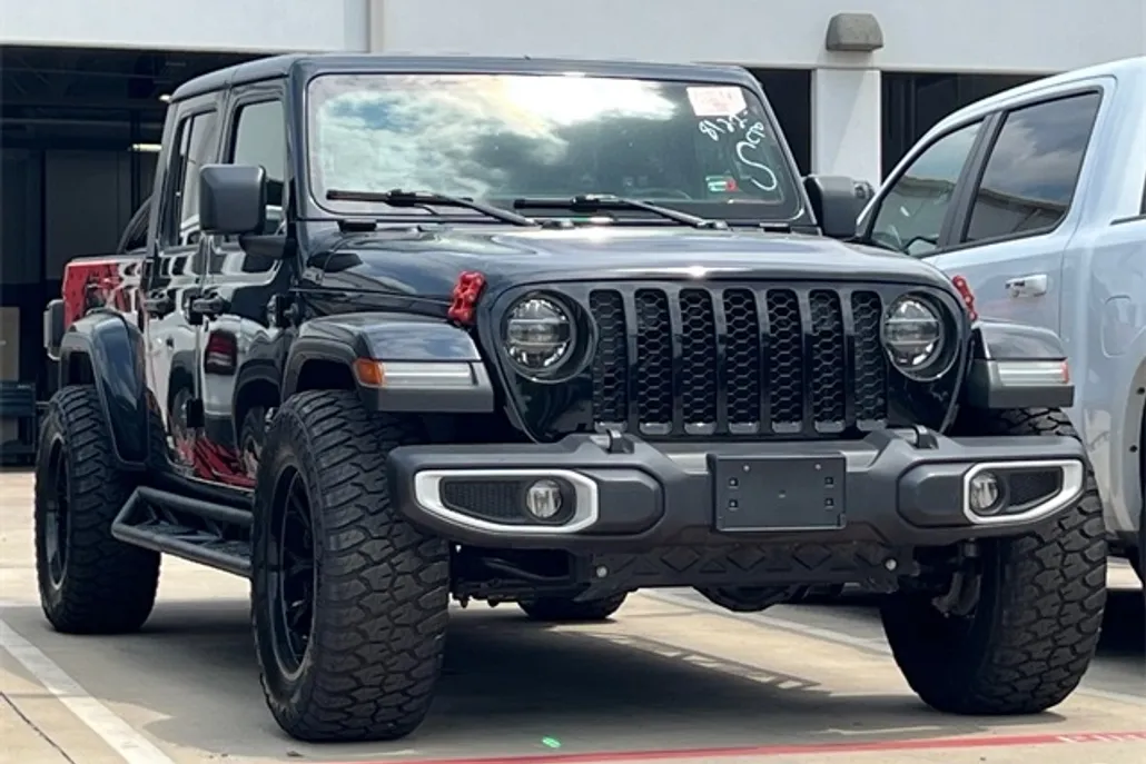 2021 Jeep Gladiator Sport photo 1