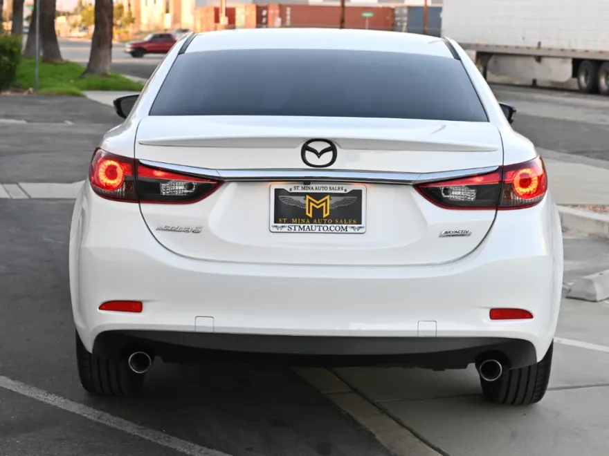 2016 Mazda Mazda6 Touring photo 1