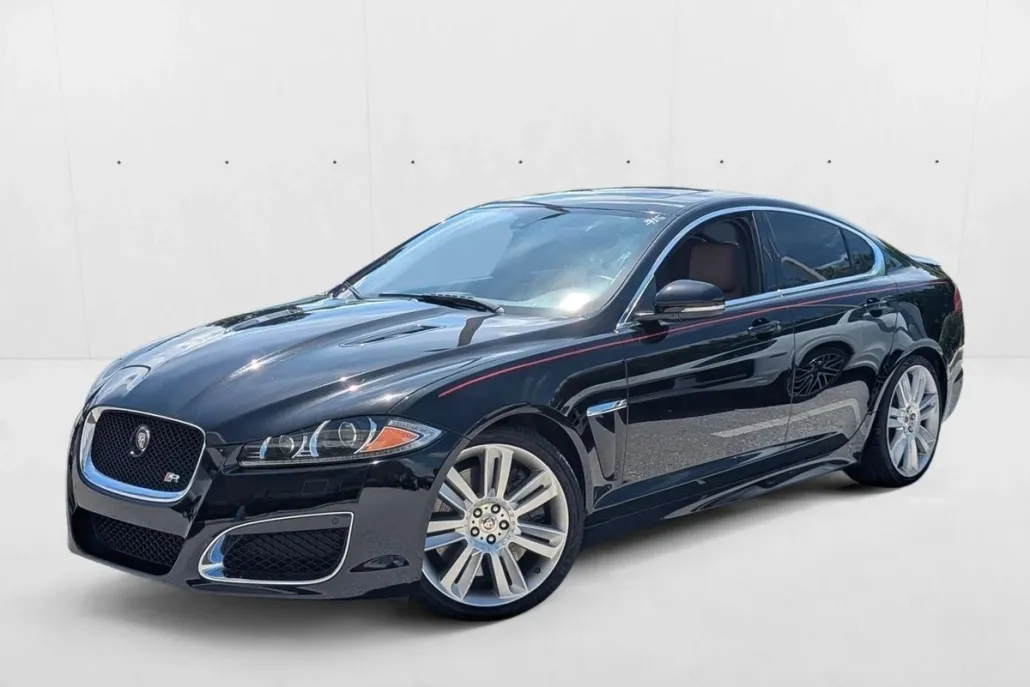 2013 Jaguar XF XFR photo 1