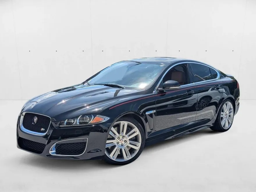 2013 Jaguar XF XFR photo 1