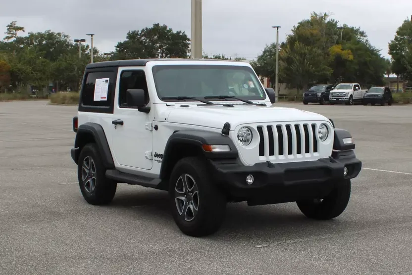 2021 Jeep Wrangler Sport S photo 1