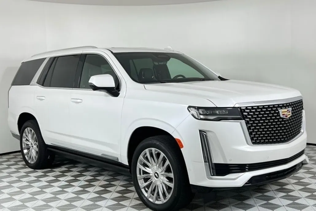 2024 Cadillac Escalade Premium Luxury photo 1