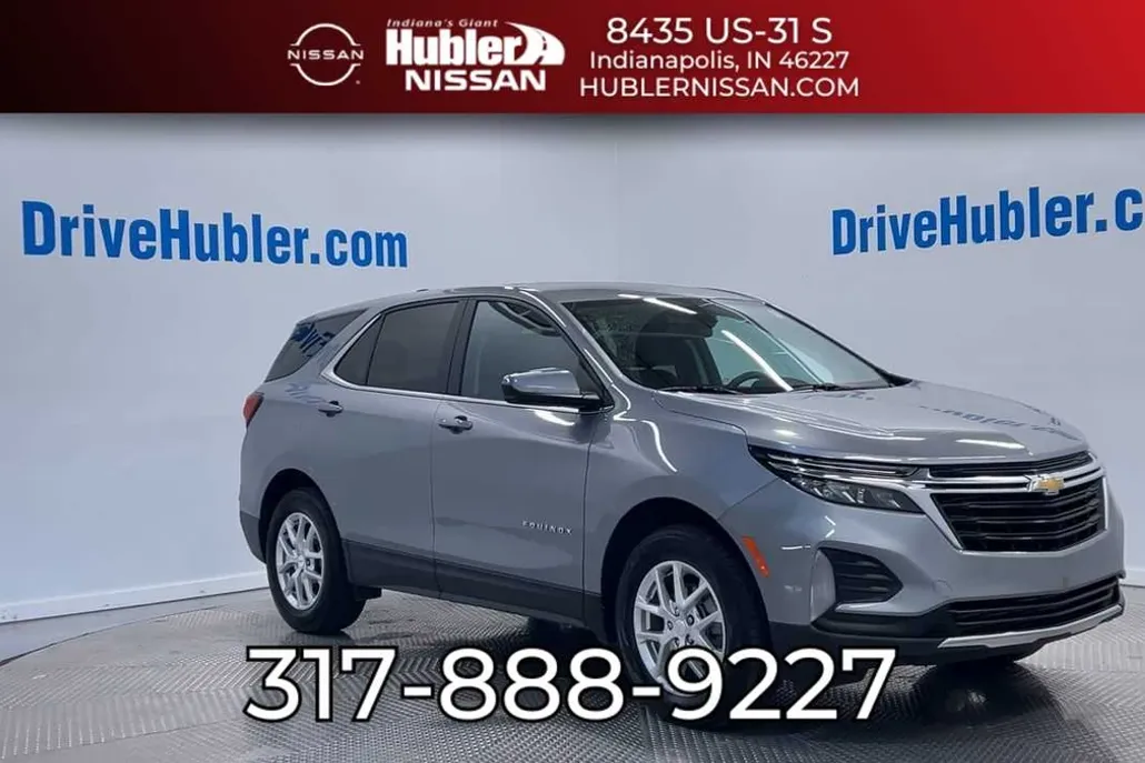 2023 Chevrolet Equinox LT photo 1