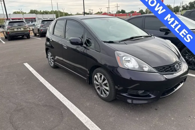 2013 Honda Fit Sport photo 1