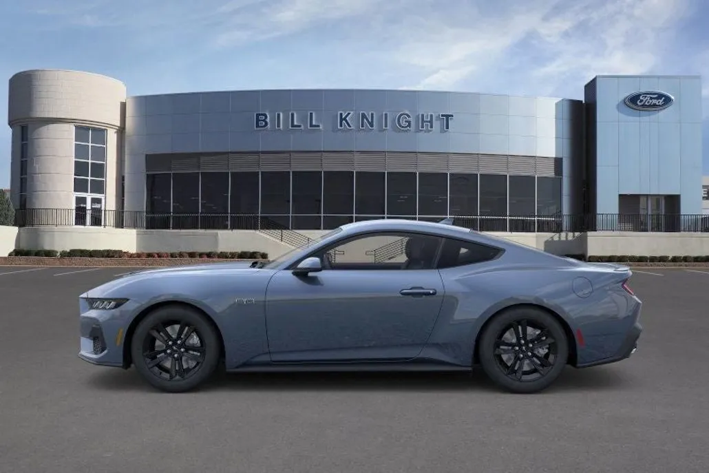 2025 Ford Mustang GT photo 1