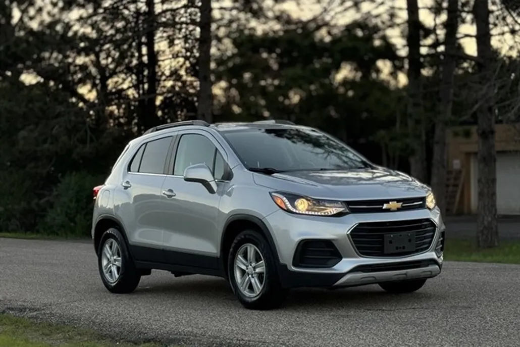 2019 Chevrolet Trax LT photo 1