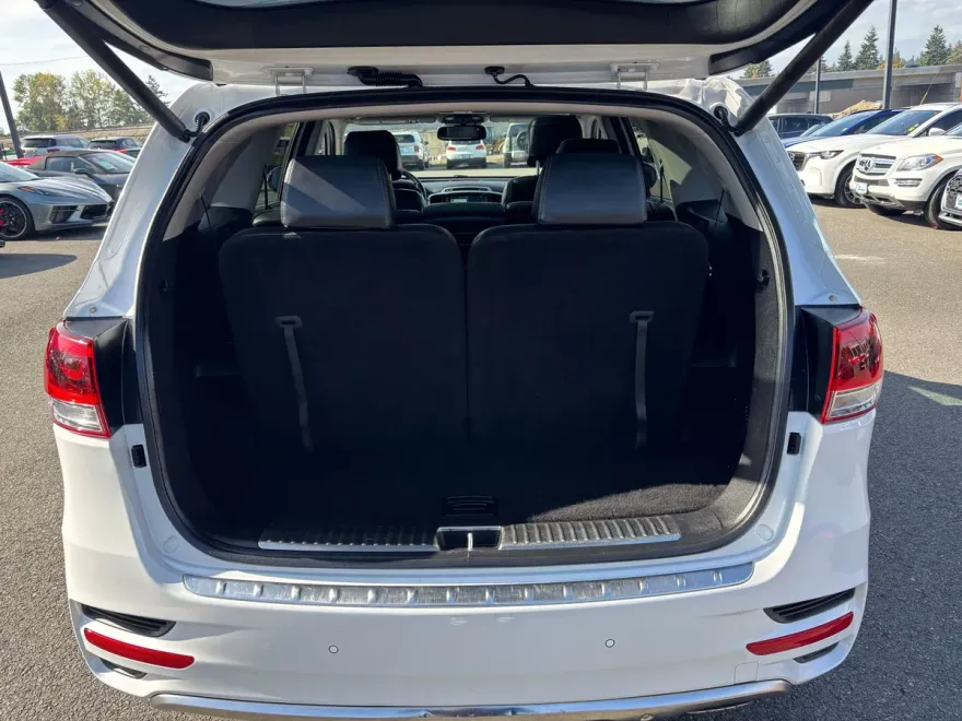 2019 Hyundai Elantra SE photo 1