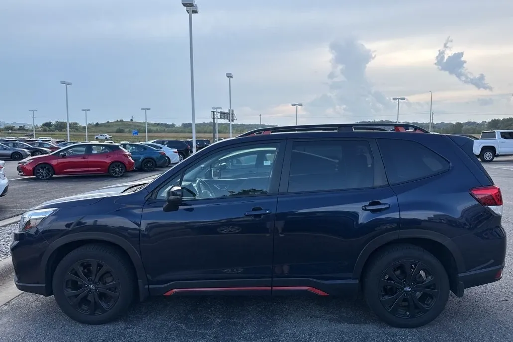 2020 Subaru Forester Sport photo 1
