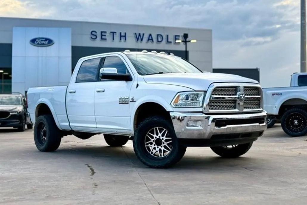 2016 Ram 2500 Laramie photo 1