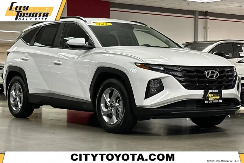 2024 Hyundai Tucson SEL photo 1