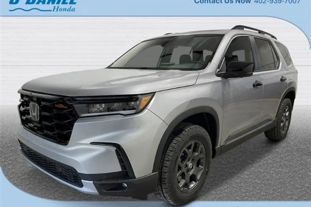 2025 Honda Pilot TrailSport photo 1