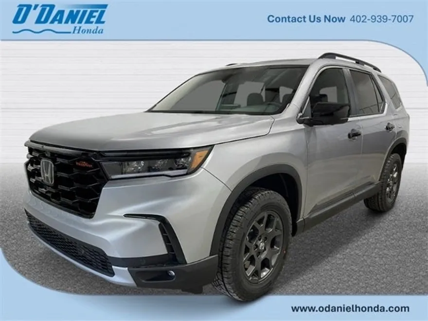 2025 Honda Pilot TrailSport photo 1