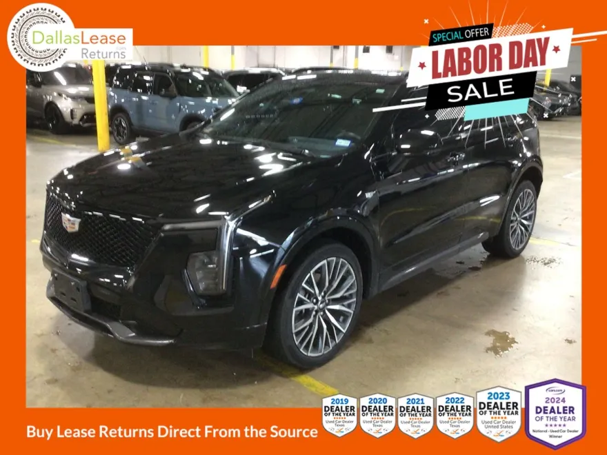 2024 Cadillac XT4 Sport photo 1