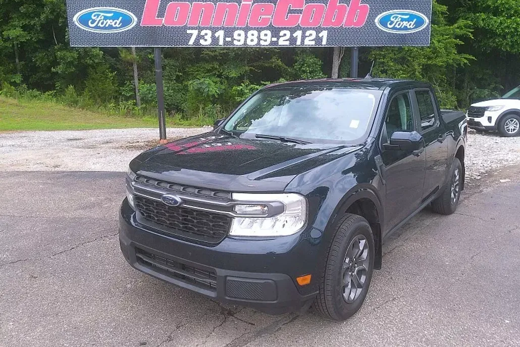 2023 Ford Maverick XLT photo 1